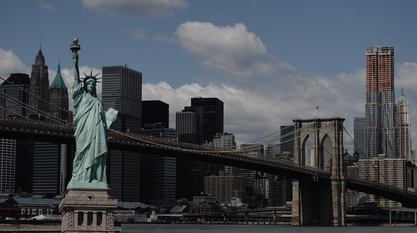 Europa se rearma sem esperar por Washington